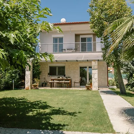 Ferienhaus Sani Aquatic With Private Garden